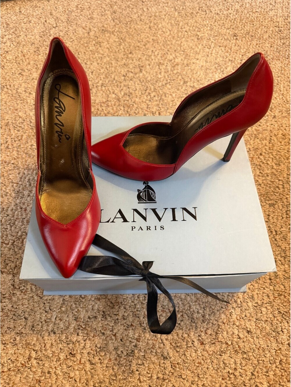 Lanvin leather rouge red Escarpin pump 4" heels